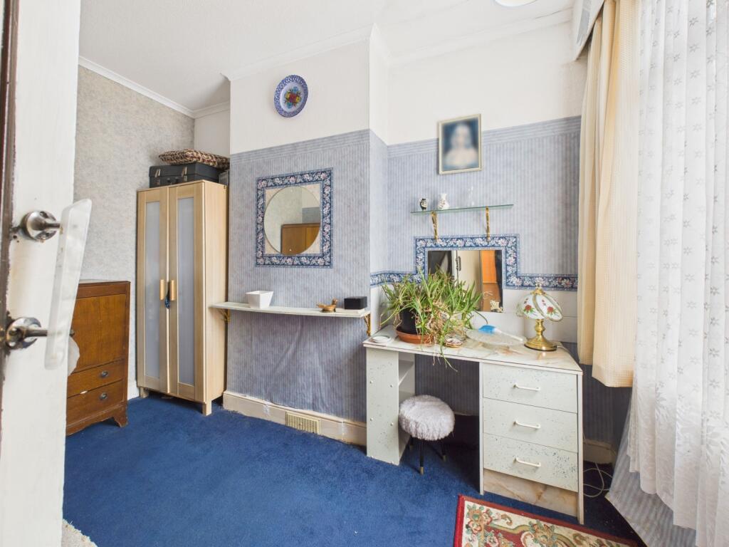 14. CAM04922G0-PR0093-STILL023