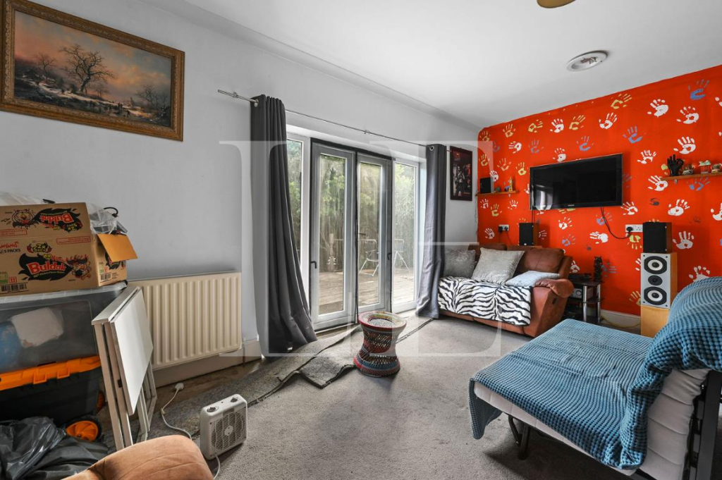 47 Westrow Gdn (16).png