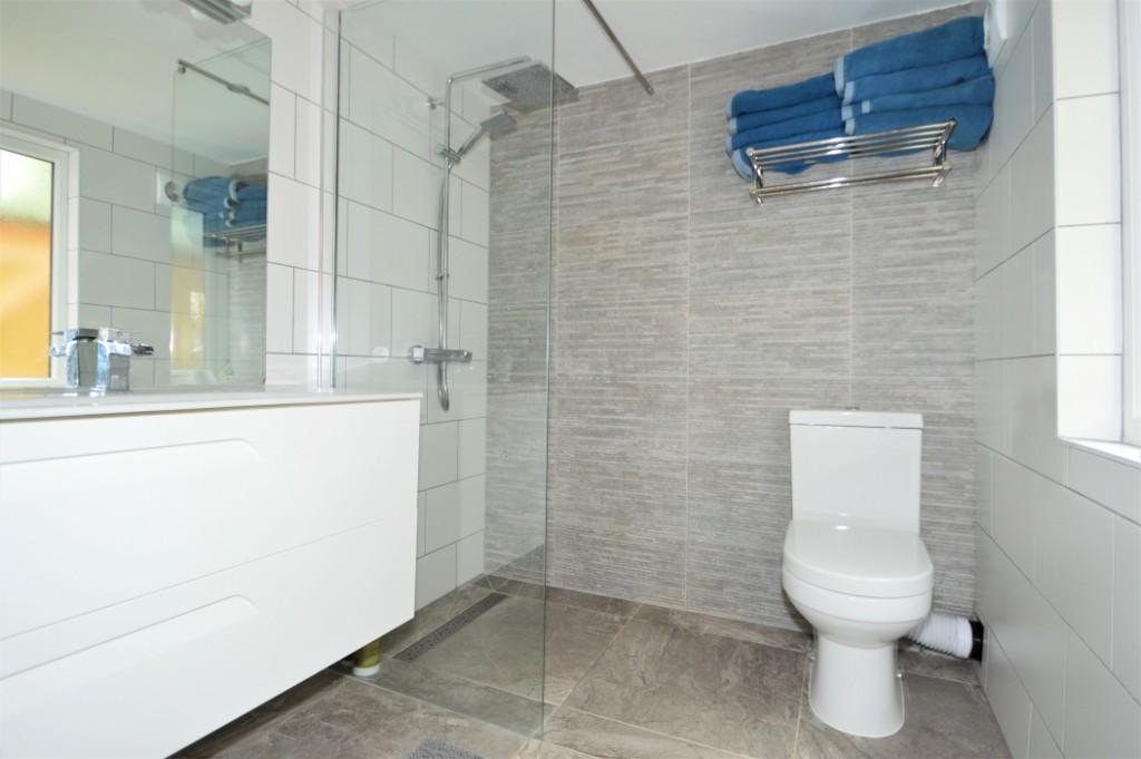 Master Ensuite