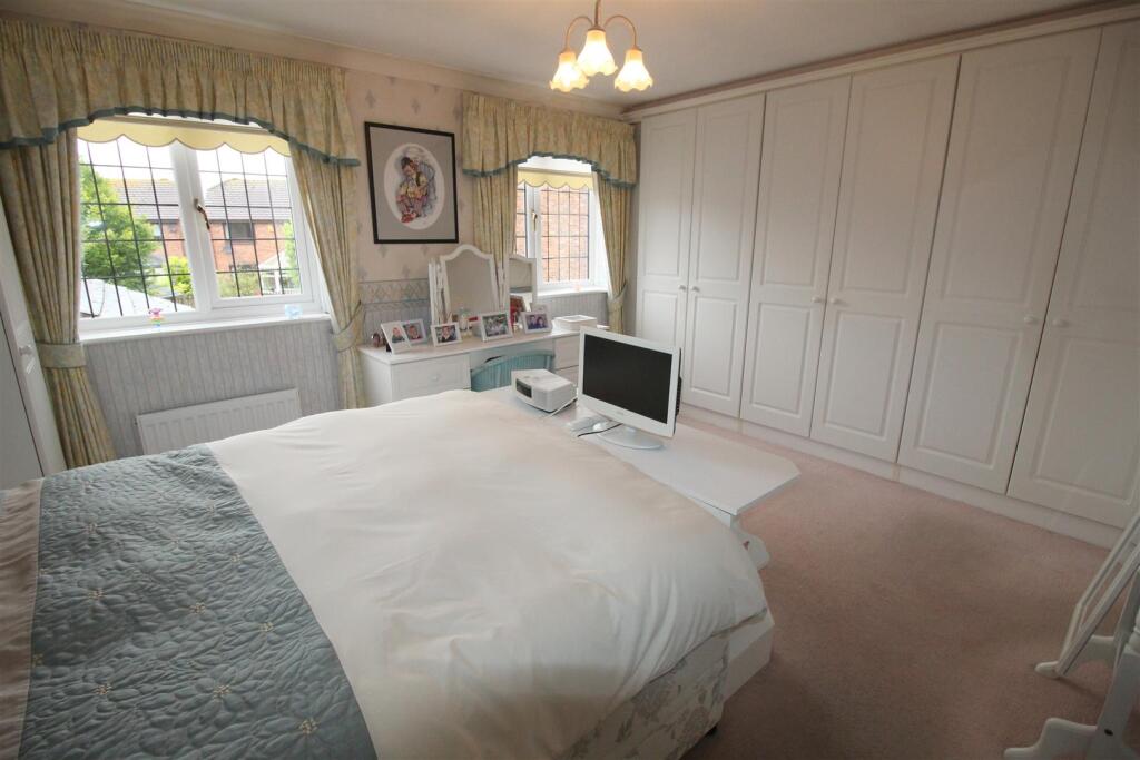 Mendip Close, bed 1 (2).JPG