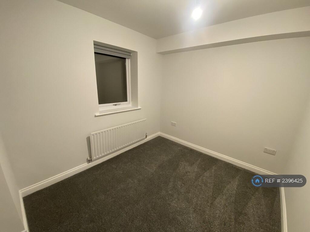 2nd Bedroom