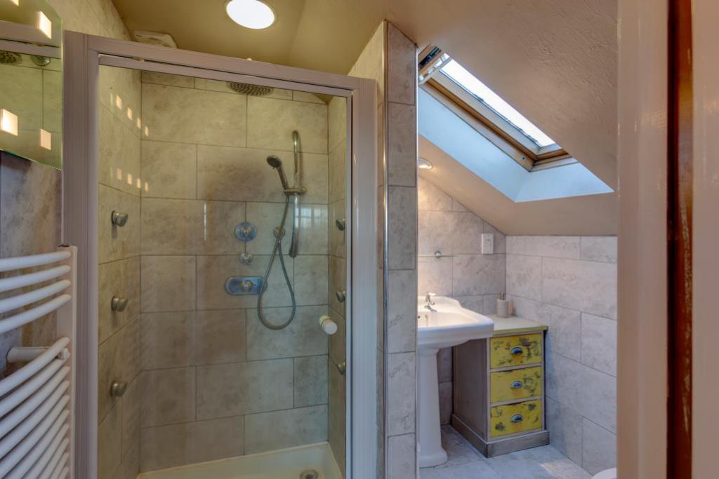 Master En-Suite