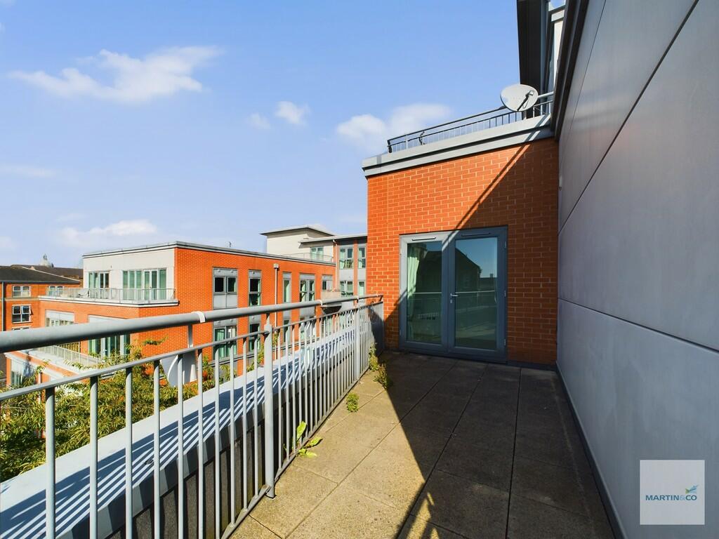 CAM03394G0-PR0176...