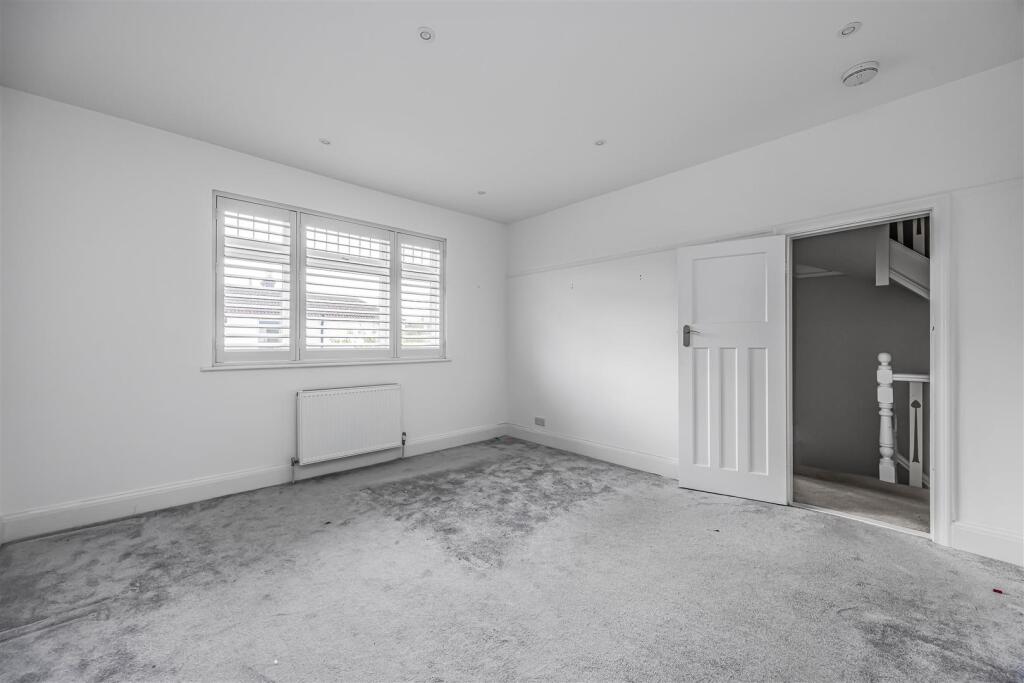 68 Kirby Road, Copnor-Small-PorticoMarketing-SoldB