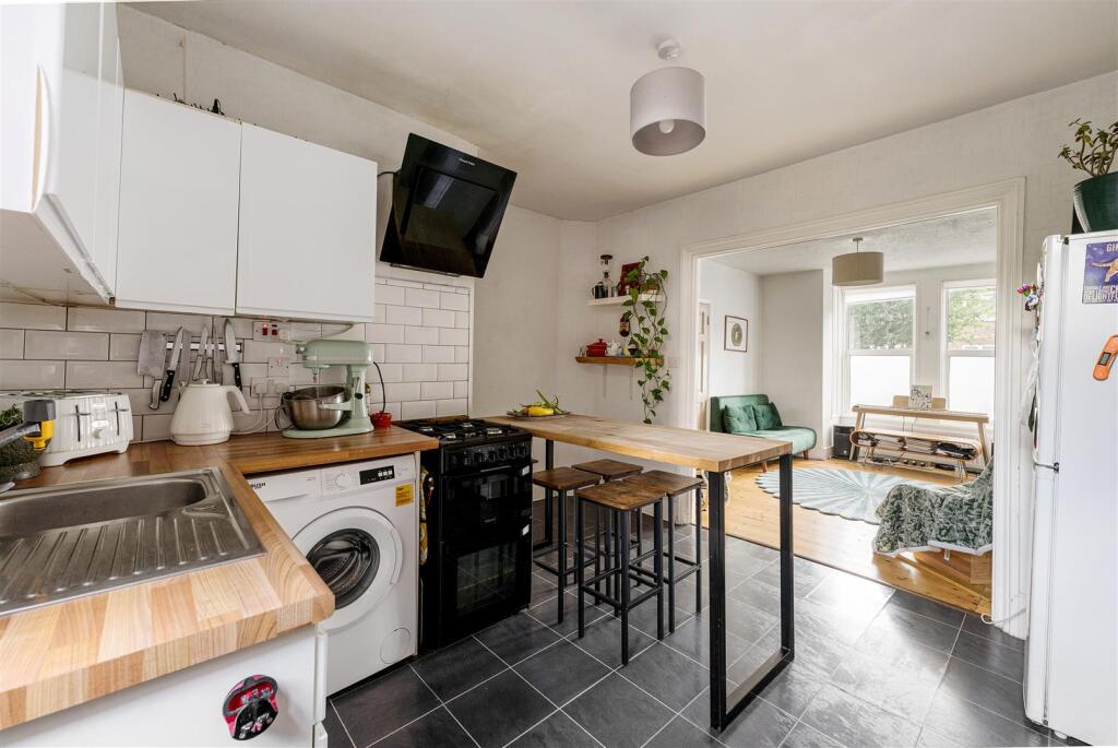 Brookscroft Road E17