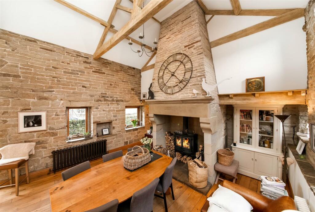 LIVING DINING KITCHEN