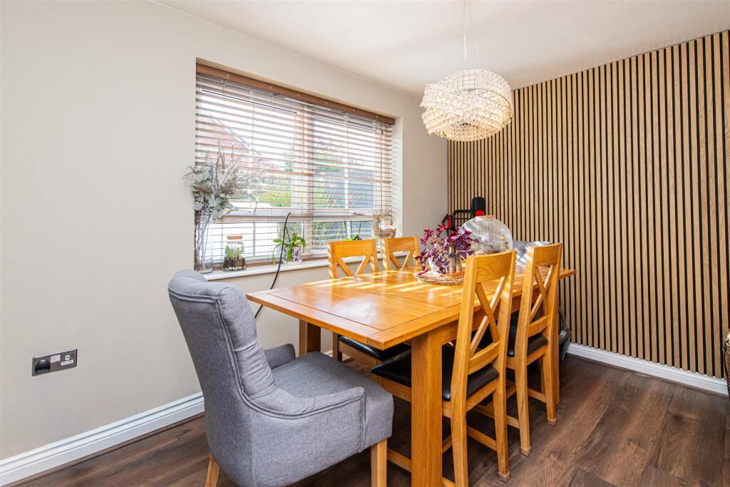 home-250.jpg