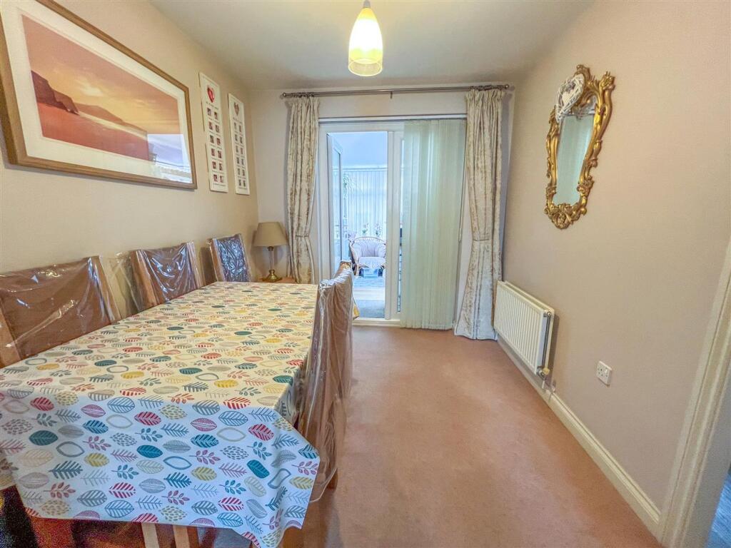 Waggestaff Drive - Image-11.jpg