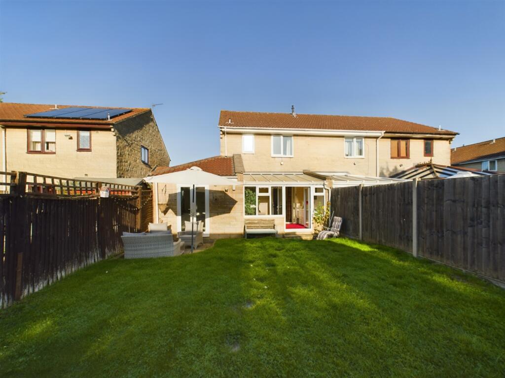 CAM01709G0-PR0046-STILL025