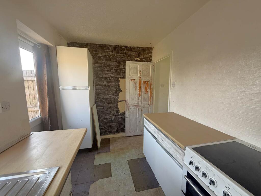 Kitchen 2