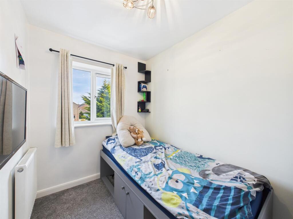 Bedroom: