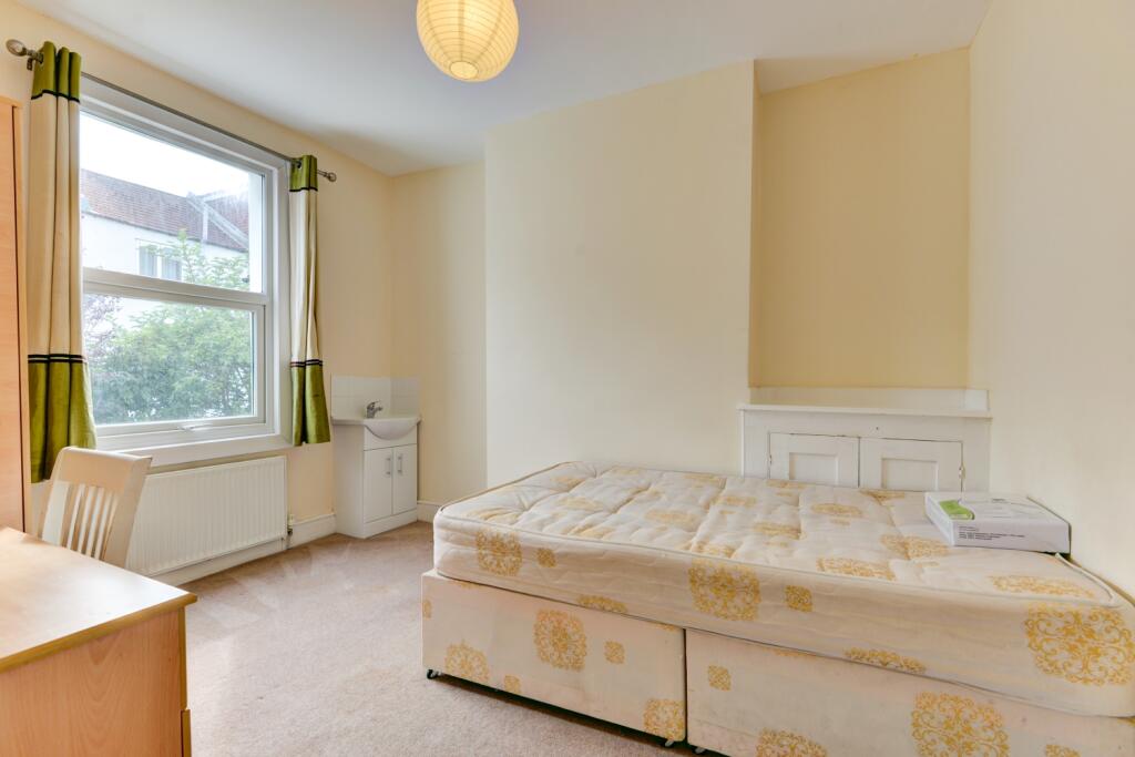 bed 3