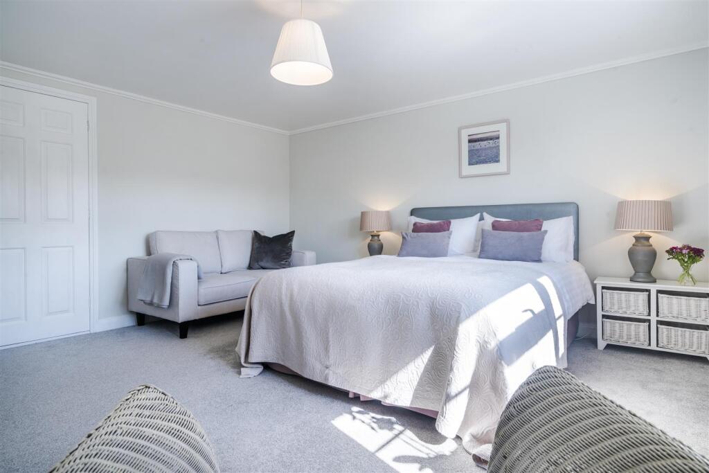 OLD YEW COTTAGE-57.jpg