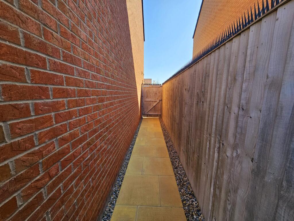 dcc4ecb4-717c-45fa-be0e-5819d0543576