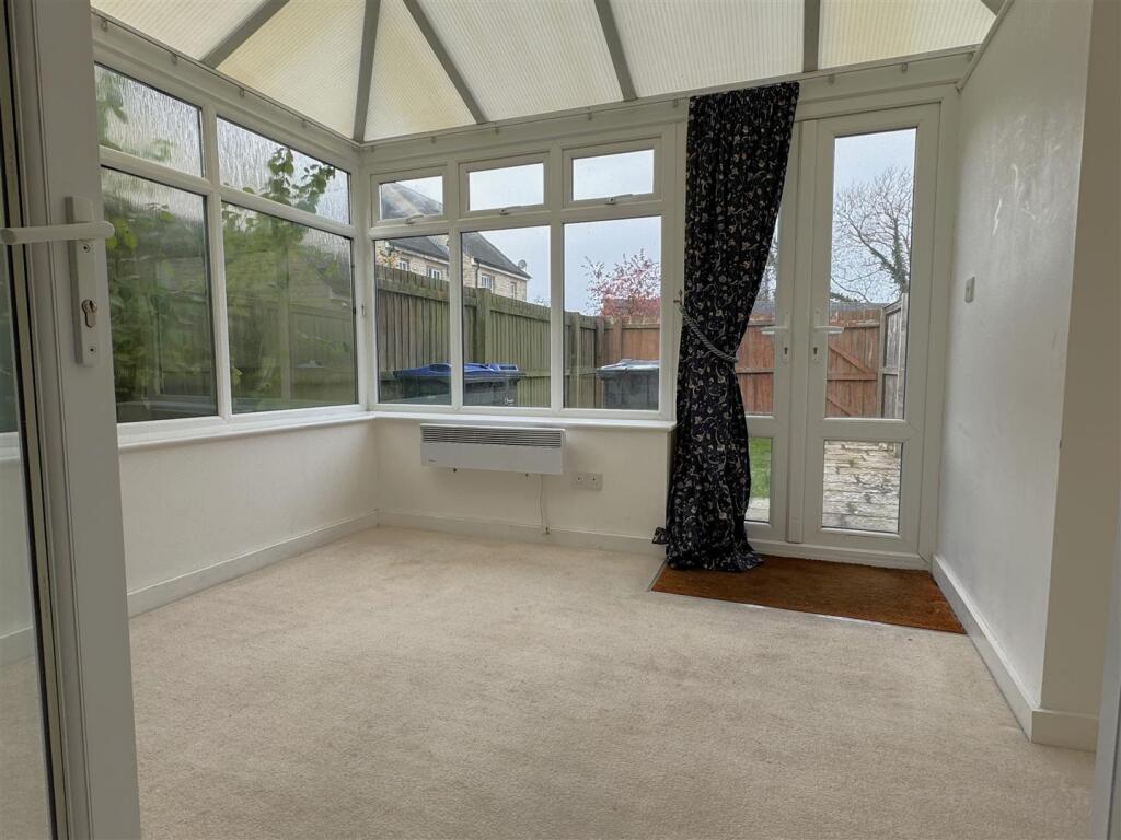 Conservatory/Dining Room