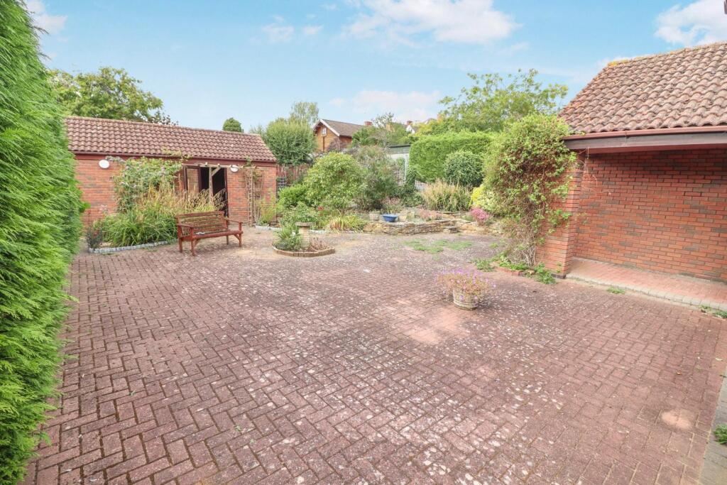 Front, Side &amp; Rear Gardens