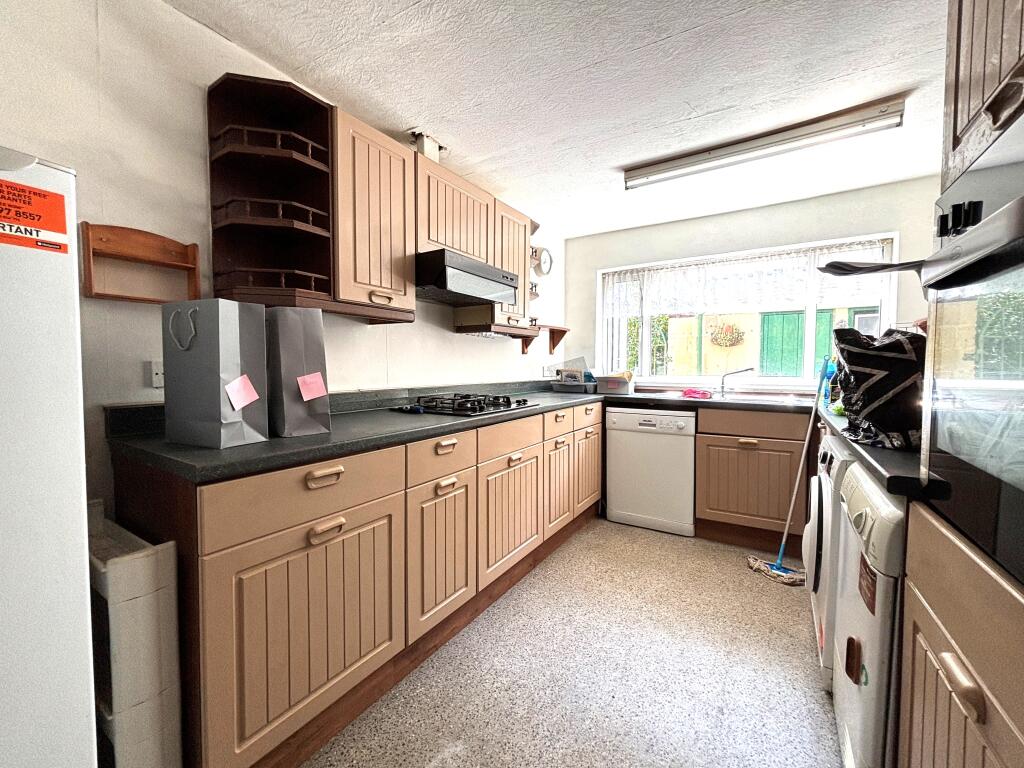 Kitchen T202505220848.jpg