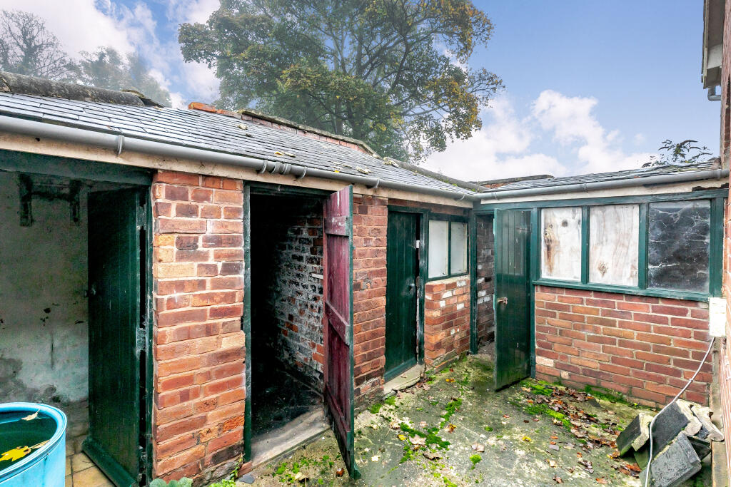 Bilham Lodge, Brodsworth, Doncaster, DN5 7DW