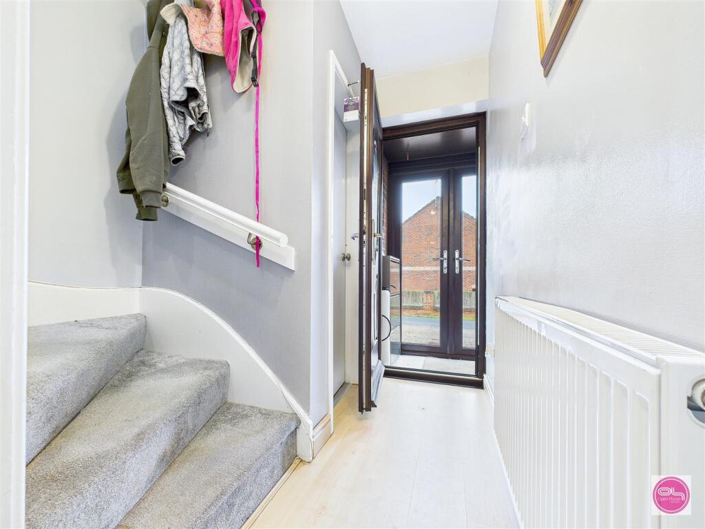 Pine Walk, Castle Gresley (6).jpg