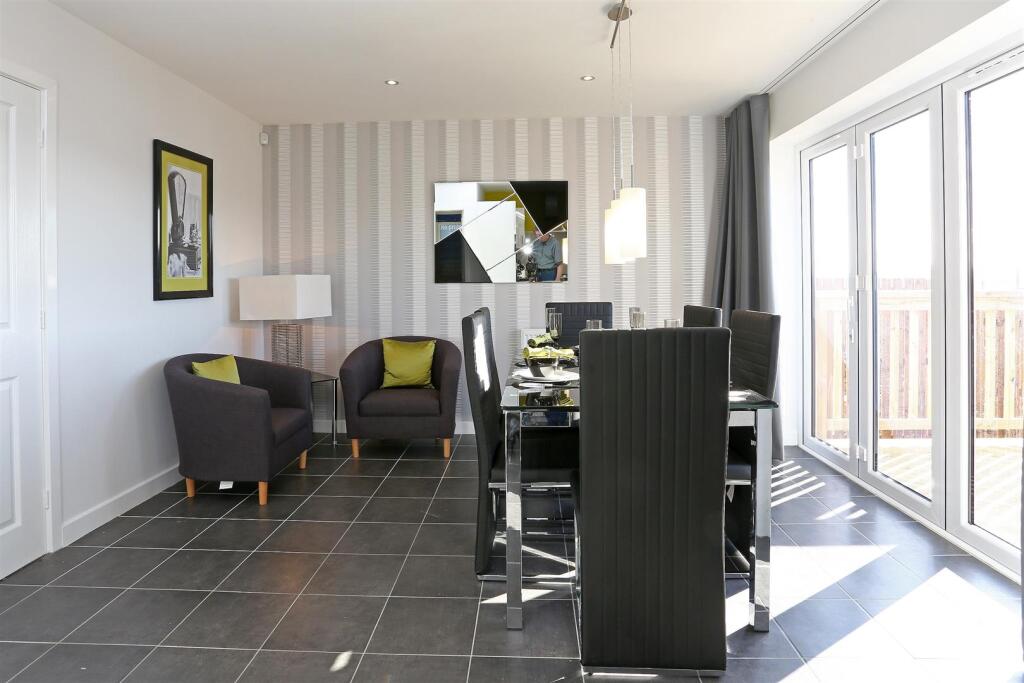 Kitchen/family/dining area