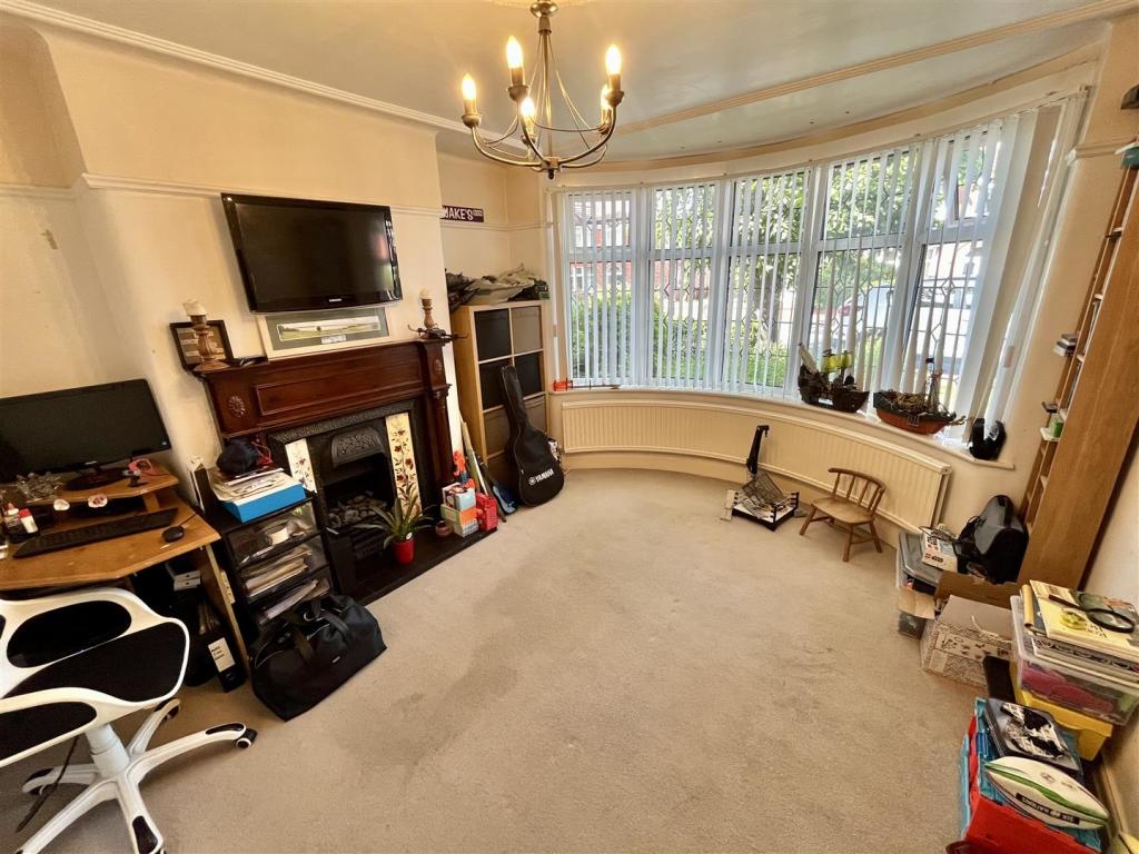 Sitting Room.jpg