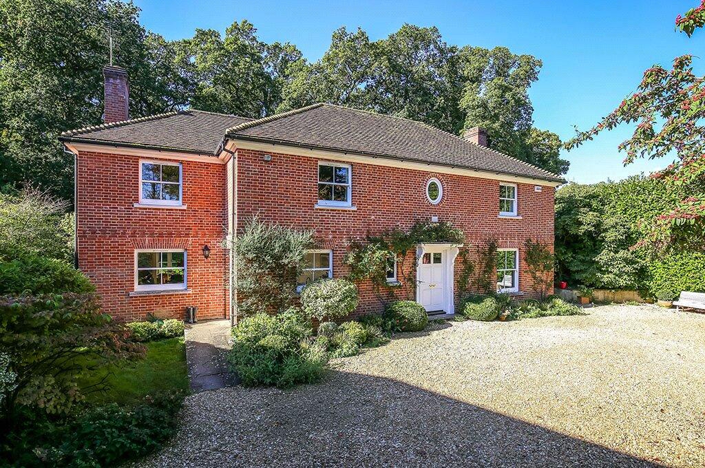 Front Exterior Drive