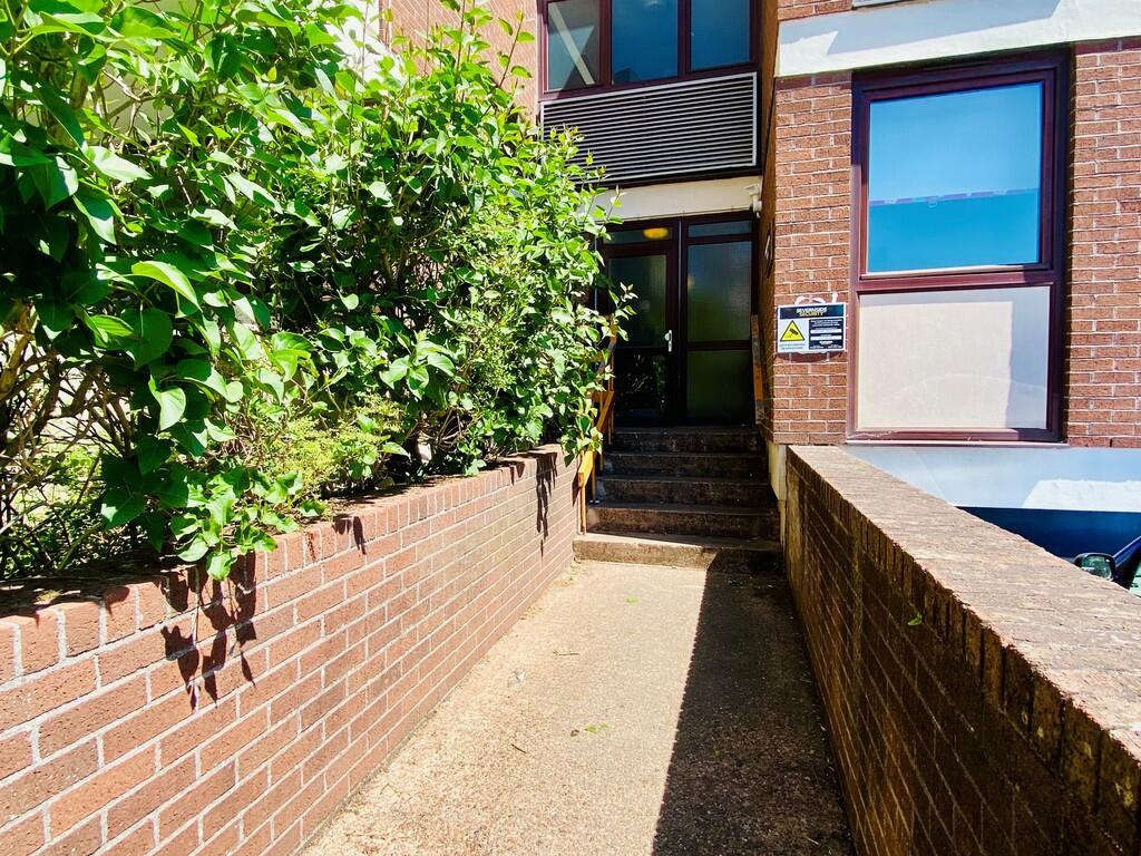 Entrance to Build...