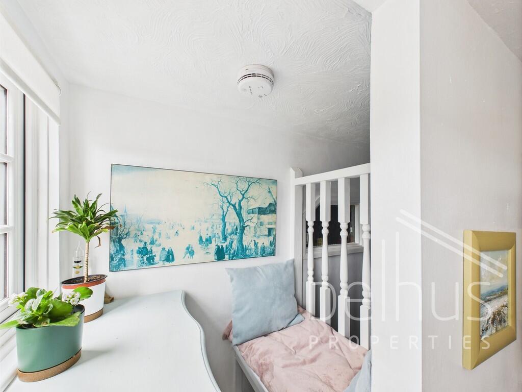 Second bedroom