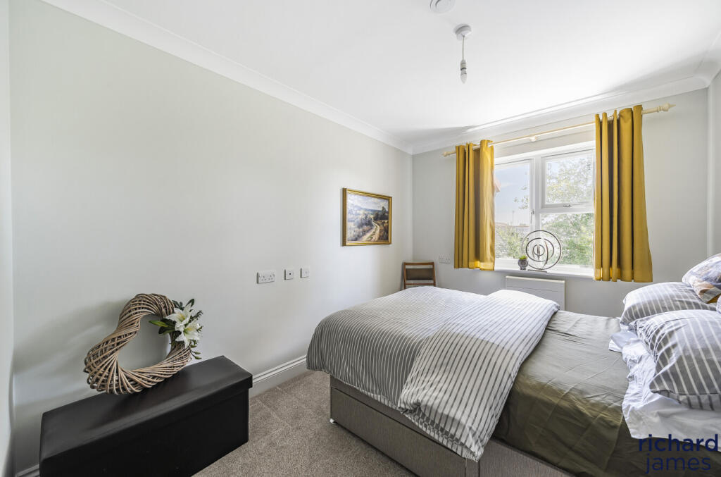 45470bf4-8c20-48f...