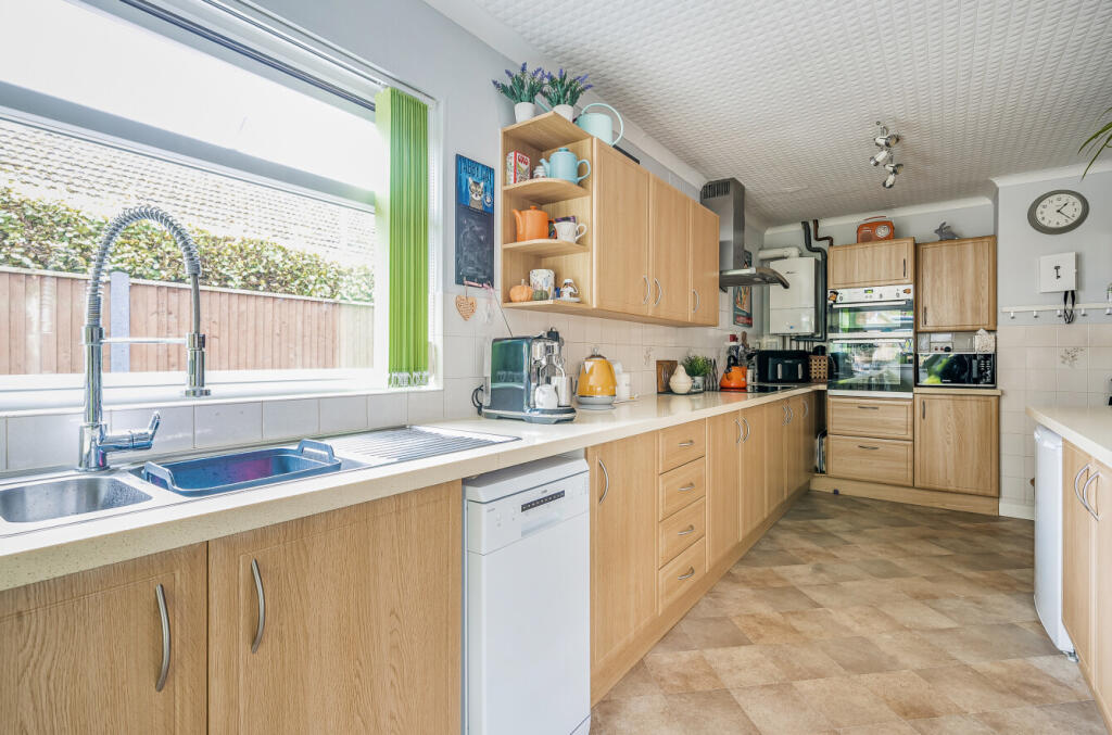 1356431-10-68cb0e...