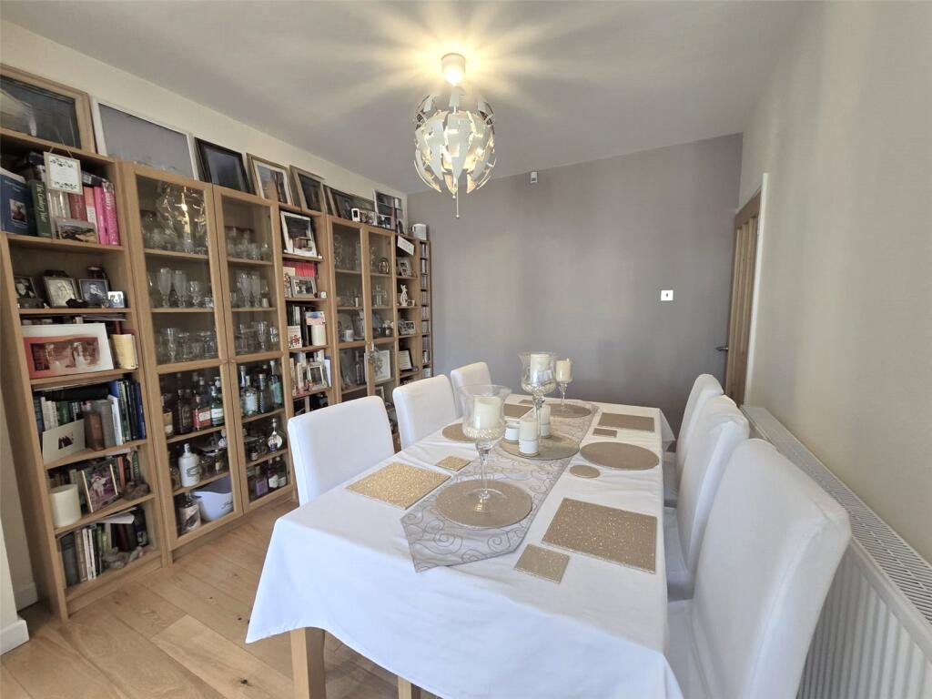 Dining Room (3)