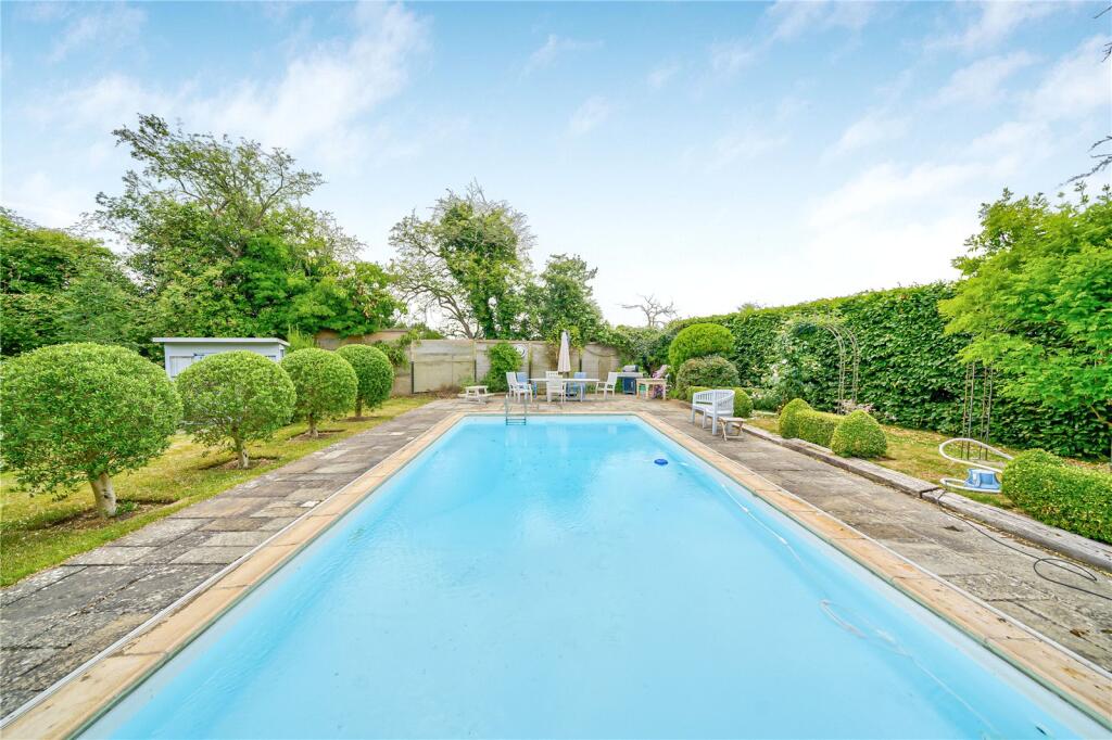 Heated Swimming Pool