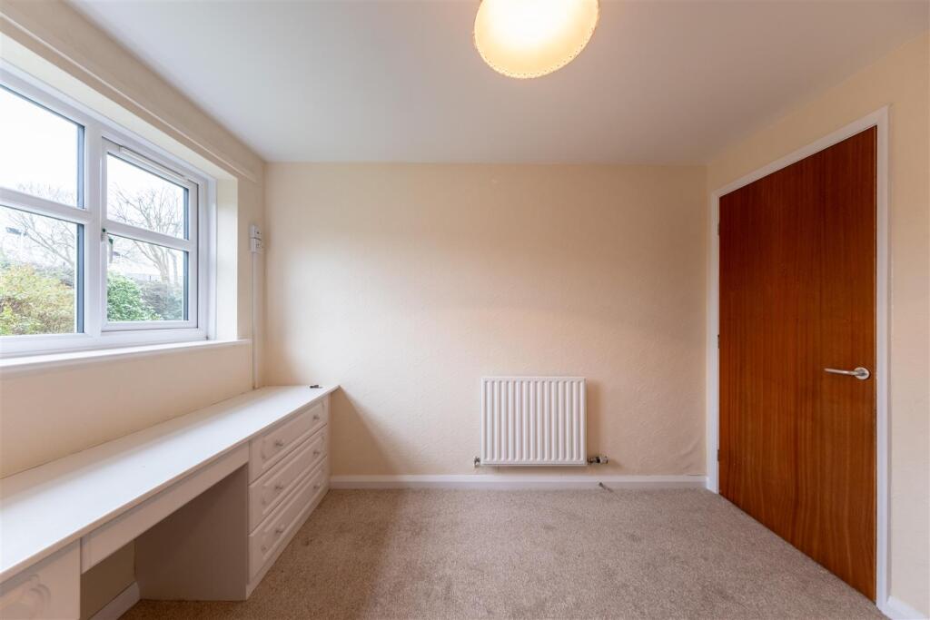 28 Rathbone Park-009.jpg