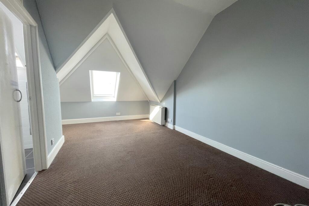 Double bedroom sea v