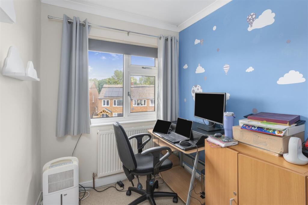 105 Sinclair Avenue, Banbury-24.jpg