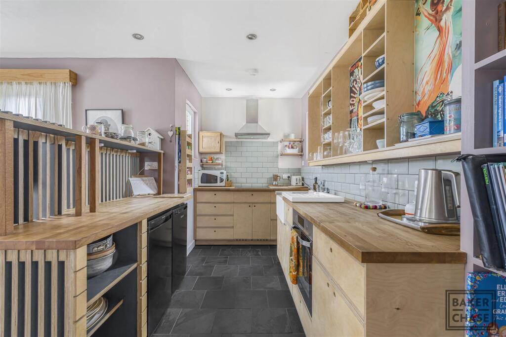 Duel aspect Open Plan Kitchen/Living Space