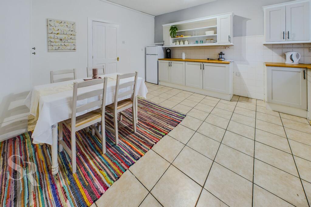 Kitchen Diner