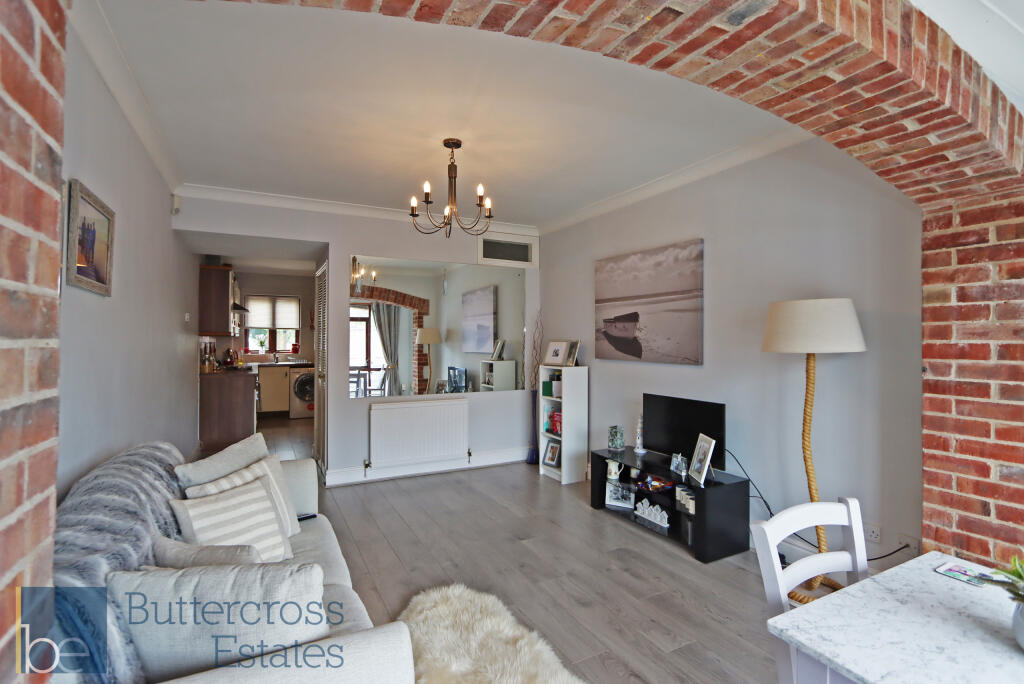 DiningRoom_3.JPG
