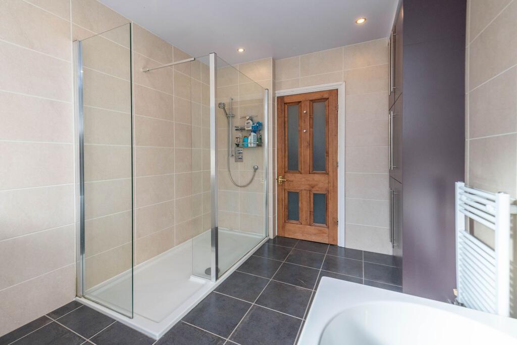 BEDROOMS AND BATHROOMS