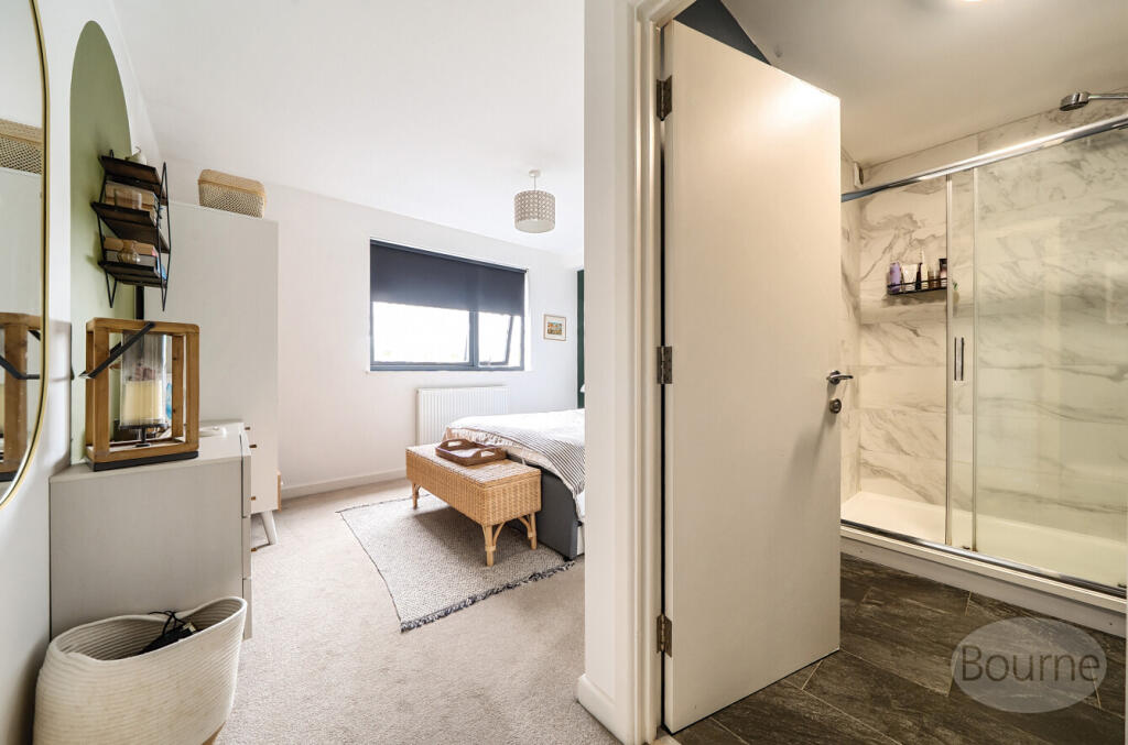 3085bdca-2b55-41c...