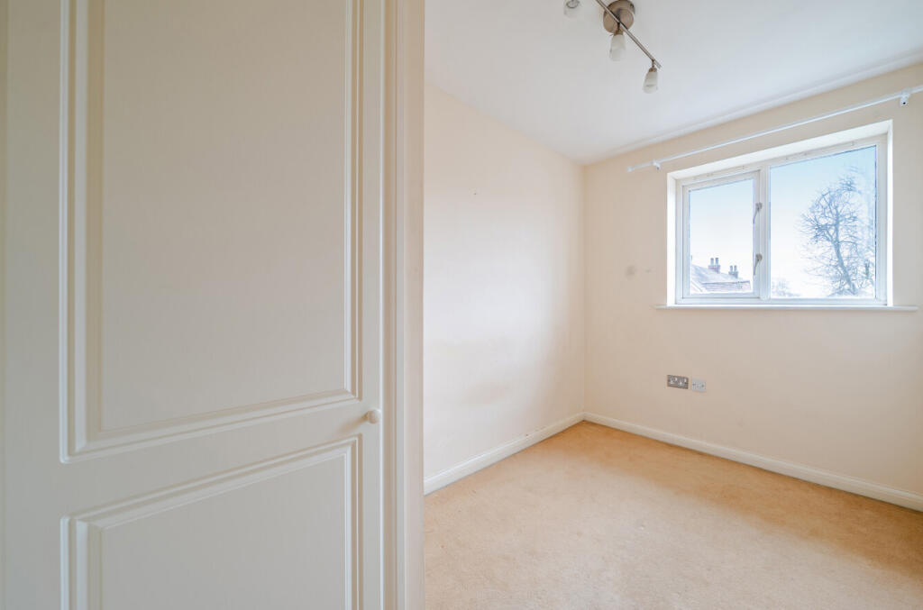 1393565-15-694165...