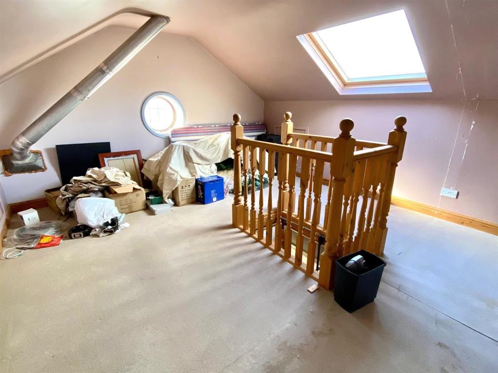 water royd lane 35b attic.jpg