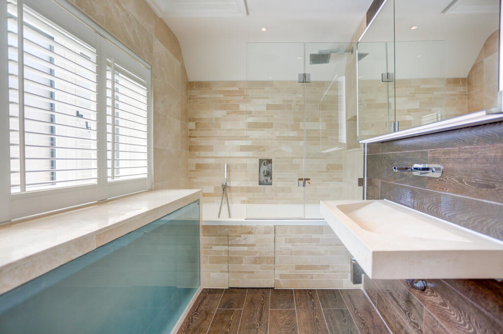ensuite2