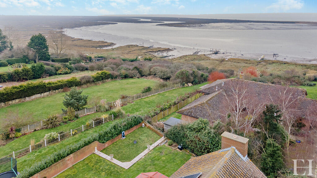 WM-8636330-exteri...