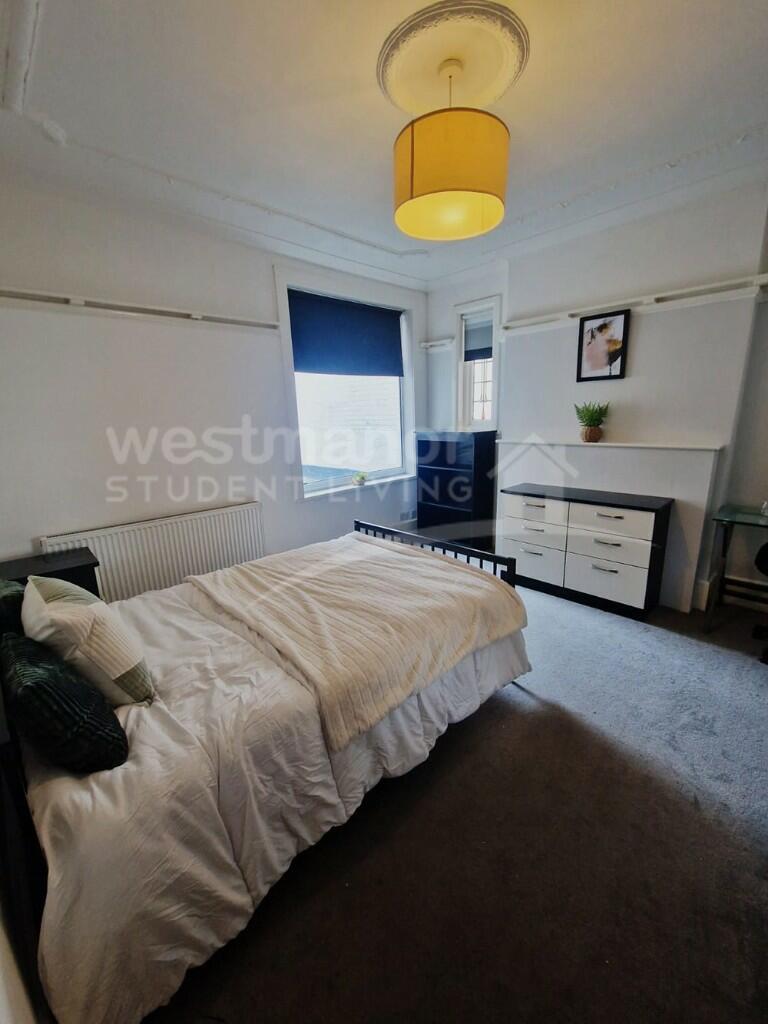 ROOM 2