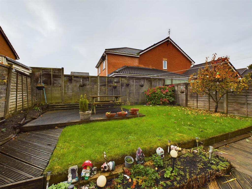 CAM02319G0-PR0046-ST