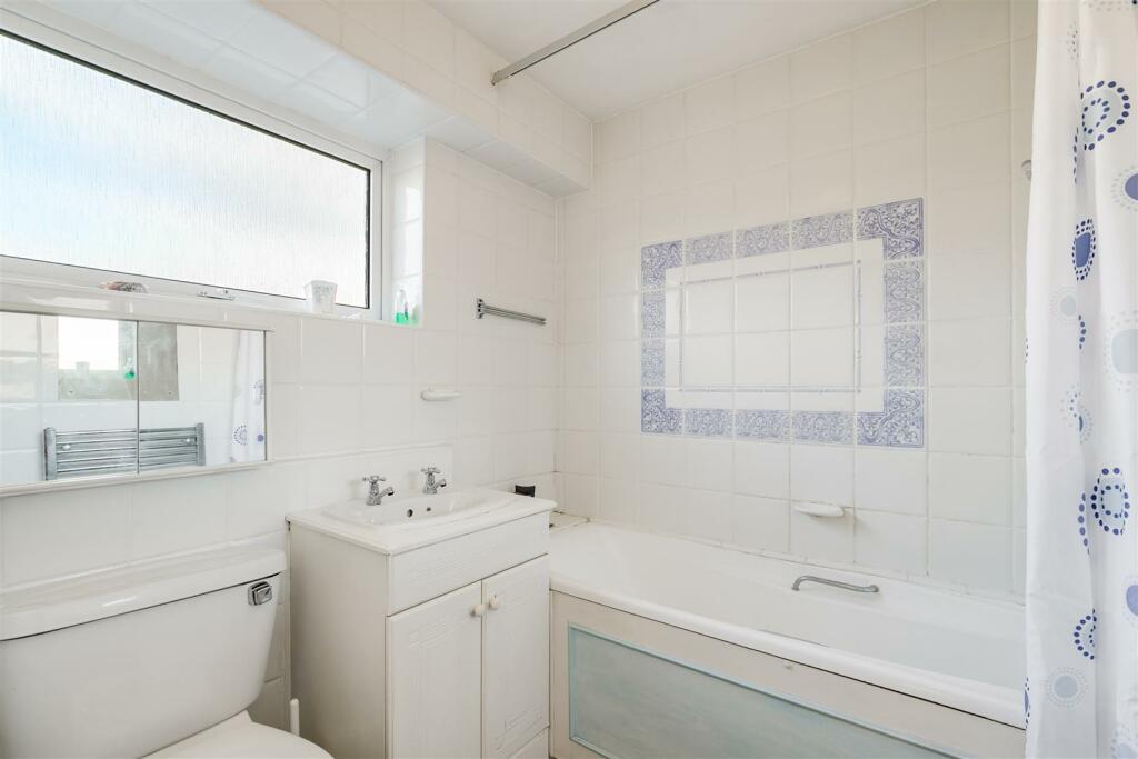 Pear Tree Dell 11-2.jpg