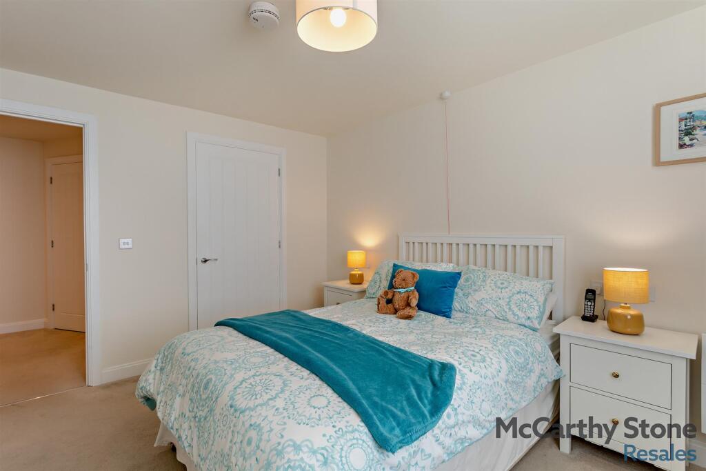8664839-interior02-800.jpg
