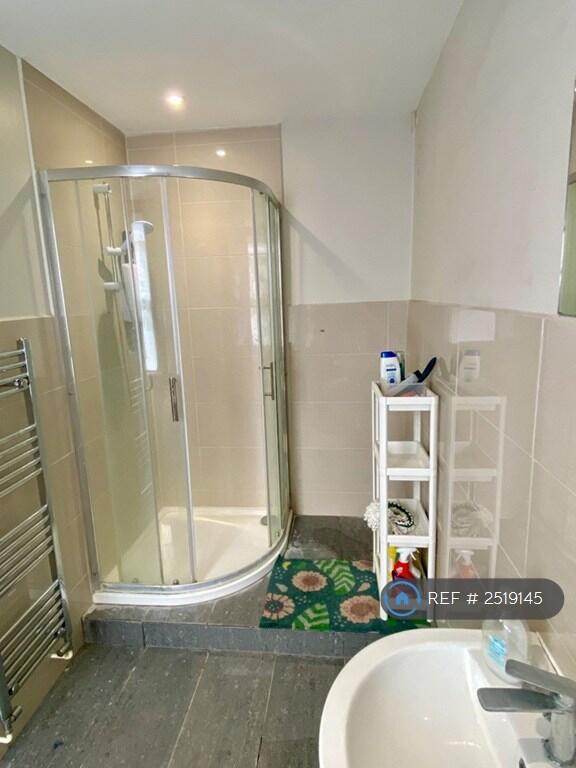 New Modern Shower Room