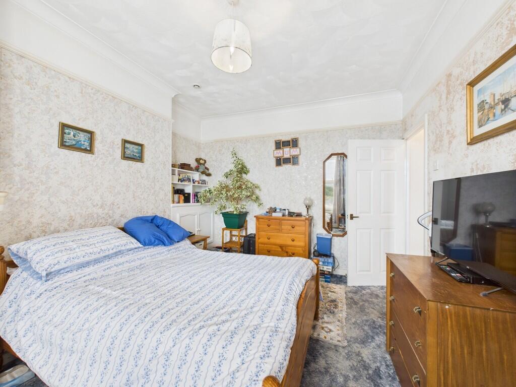 CAM03974G0-PR0173...